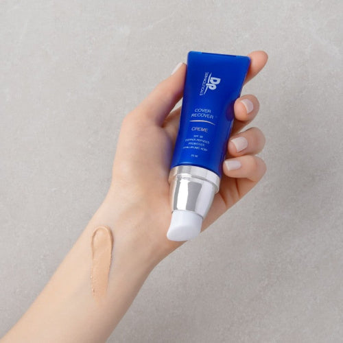 DermapenWorld „Dermaceuticals Cover Recover” SPF su spalva (Creme) – Meilė odai