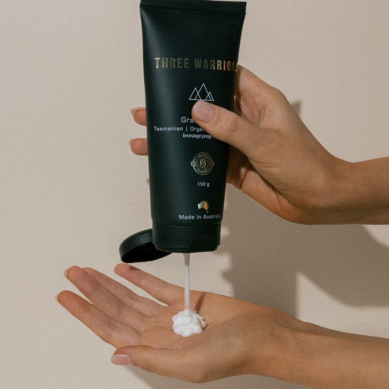 Three Warriors „Gradual Tan” savaiminio įdegio kremas