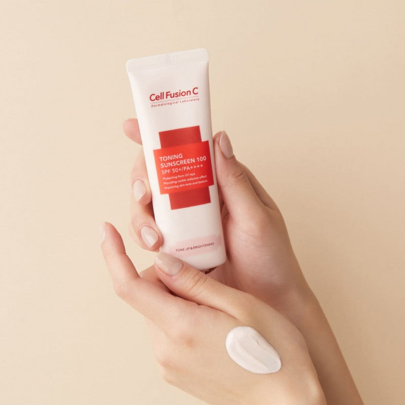 CELL FUSION C „Toning Sunscreen SPF50+/PA++++“ skaistinanti apsauga nuo saulės